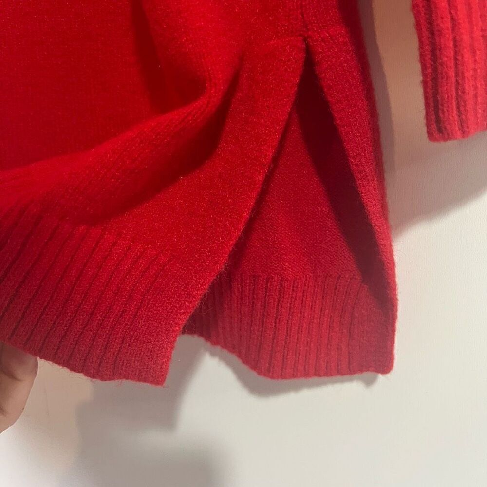Anthropologie Red V-neck Sweater Button Detail Medium Tunic Length - Picture 14 of 16